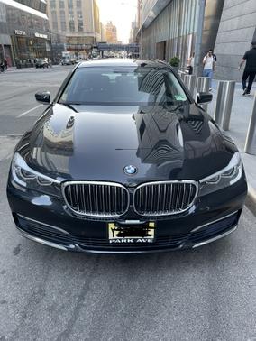 Photo 1 of 13 of 2017 BMW 740 i xDrive